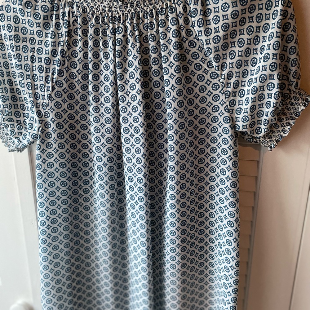 Short sleeves 100% silk top